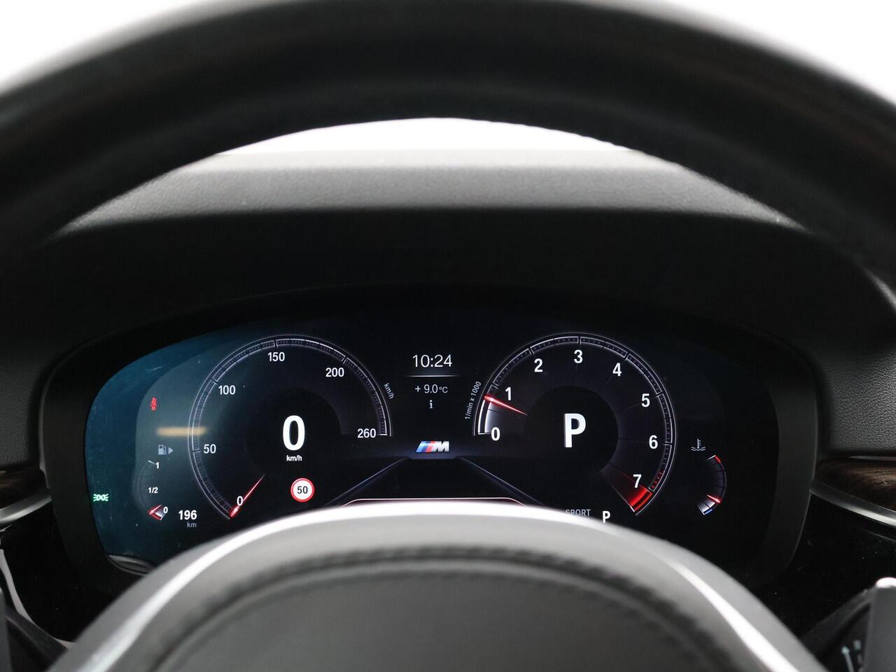 BMW 5-SERIE Touring 520i 184 PK M-SPORT H.E. AUT. *ALMANDINBRAUN* + PANORAMA | NAPPA LEDER | HEAD-UP | 19 INCH