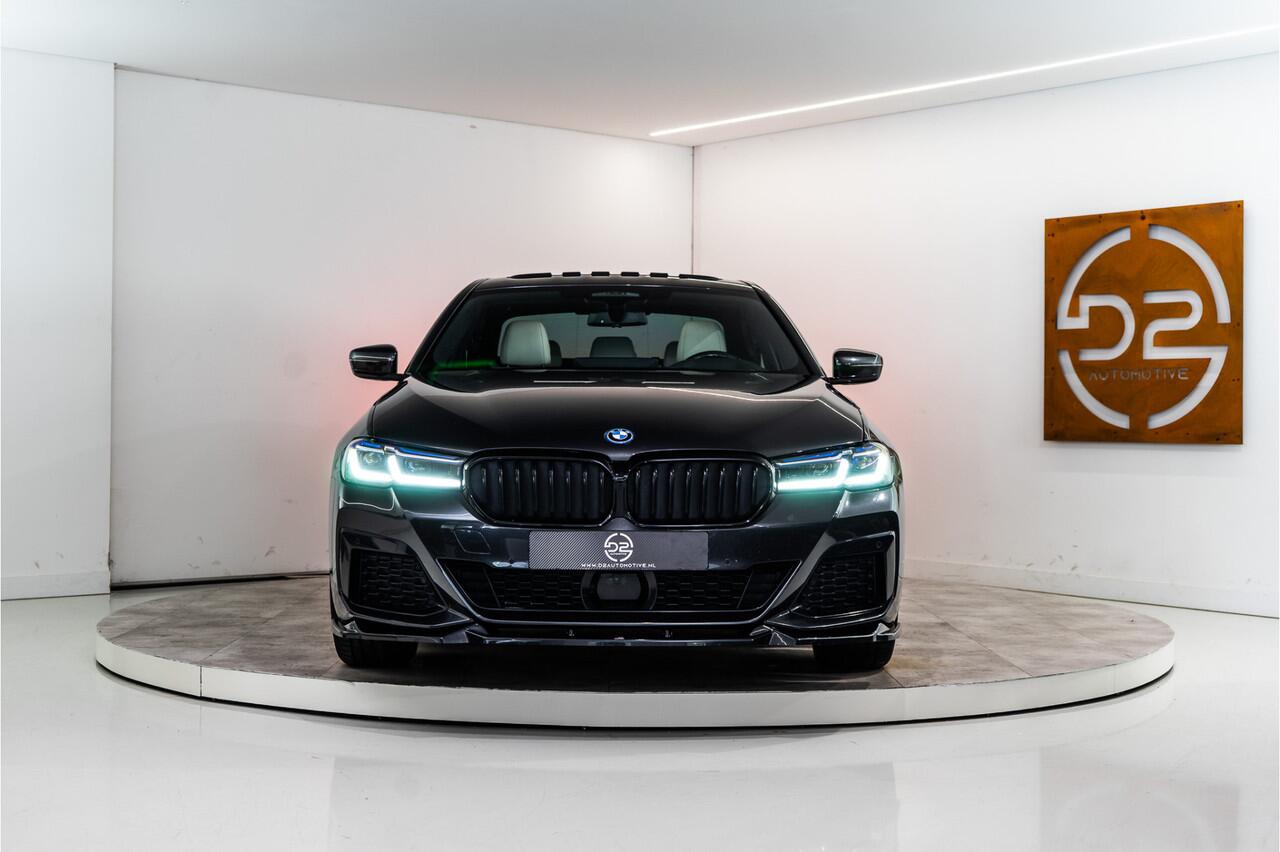 BMW 5-SERIE 530e High Executive M-Sport 300PK | Laser | Pano | Leder | Sfeer | 12 MND Garantie