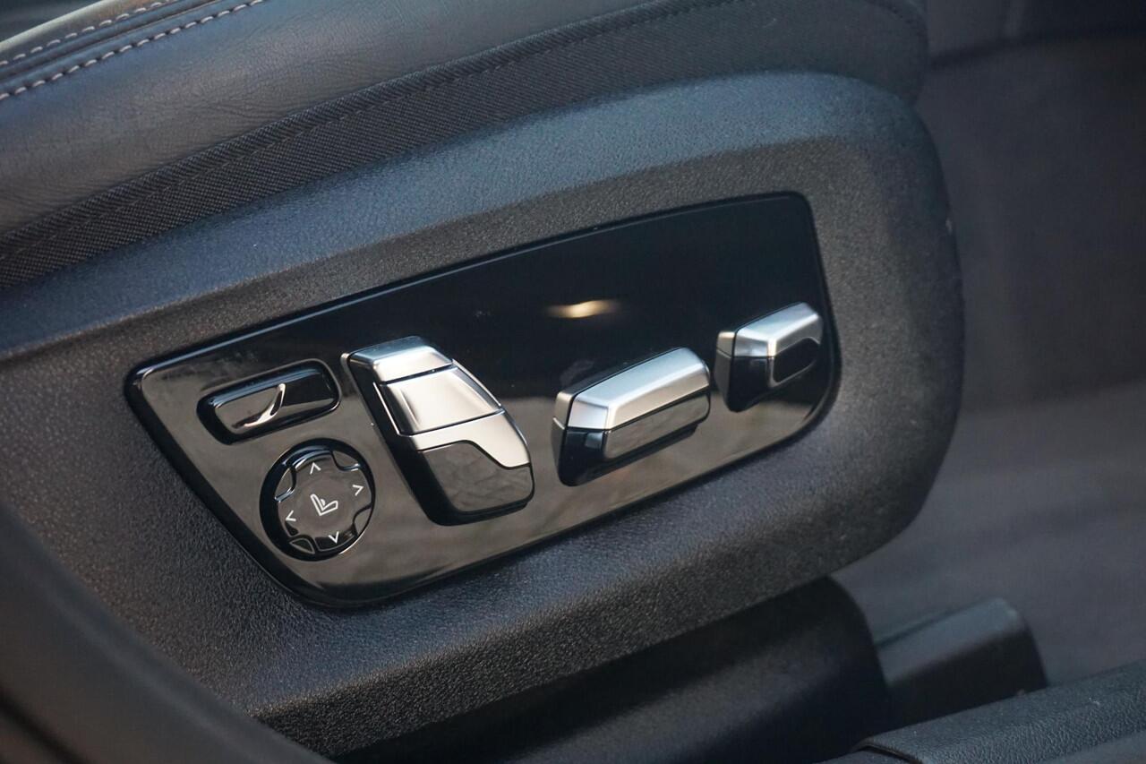 BMW 6-SERIE Gran Turismo 640i | M Sport / Bowers & Wilkins / Panoramadak / Head-up / Achterasbesturing / BMW Laserlicht / Stoelventilatie / Rondomzicht camera