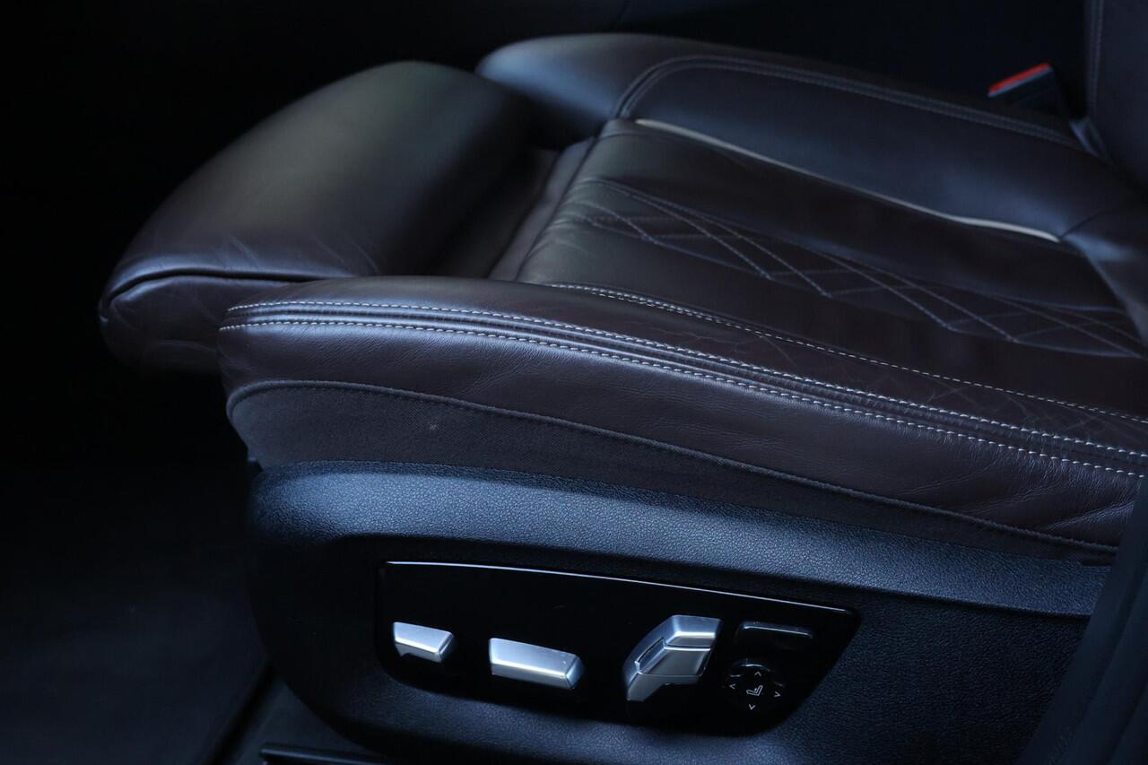 BMW 6-SERIE Gran Turismo 630i High Executive Edition / M-Sport / Luchtvering