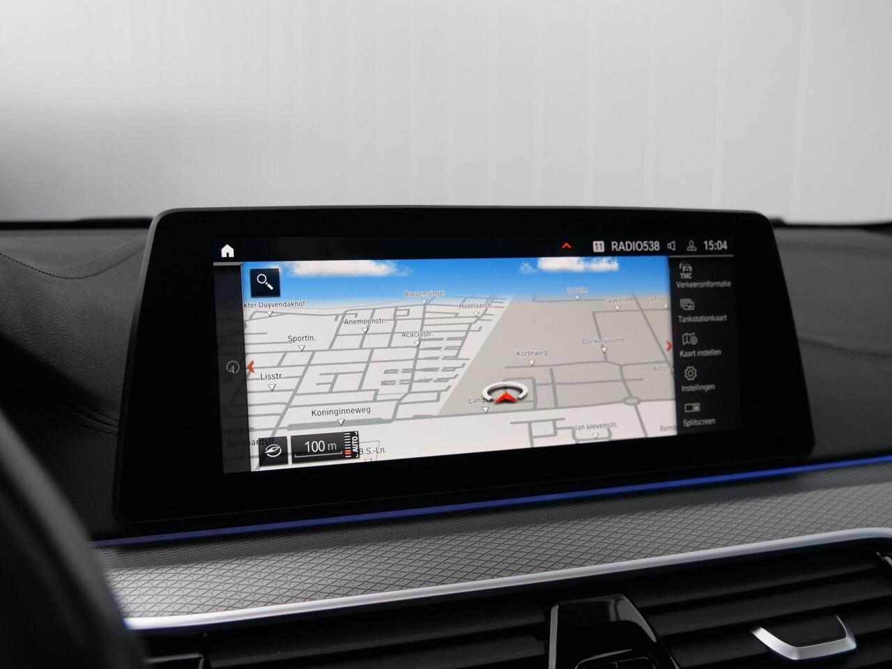 BMW 6-SERIE Gran Turismo 630i High Executive 259 Pk Automaat Navi / Apple Carplay / Leer / Schuifdak / Trekhaak / Camera's