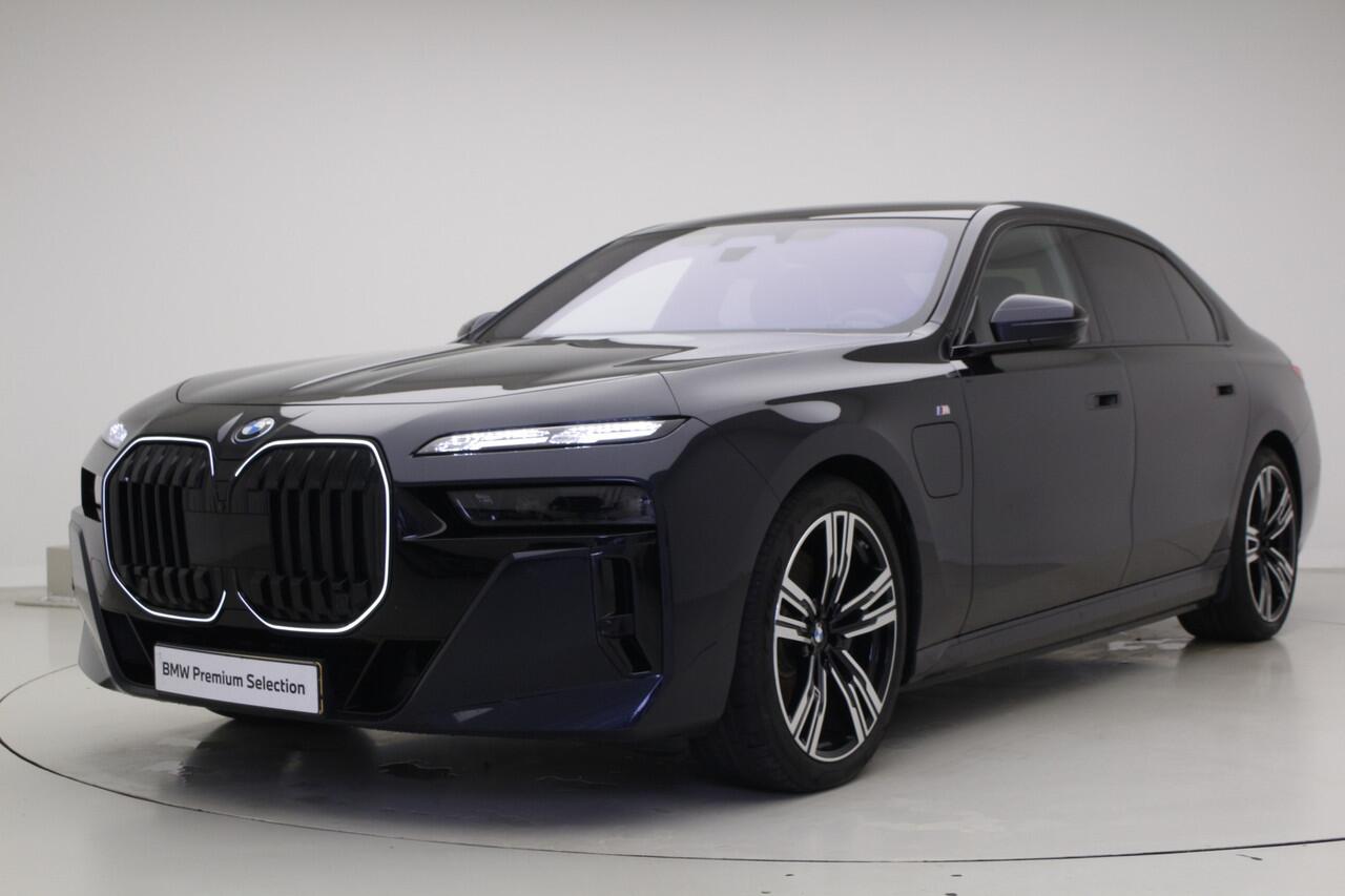BMW 7-SERIE 750e xDrive M-Sport | Executive Drive Pro | Elektrisch openen en sluiten portieren | Skylounge | Bowers & Wilkins | Individual Interieur Gran Lusso | Nu voor 119.895,-