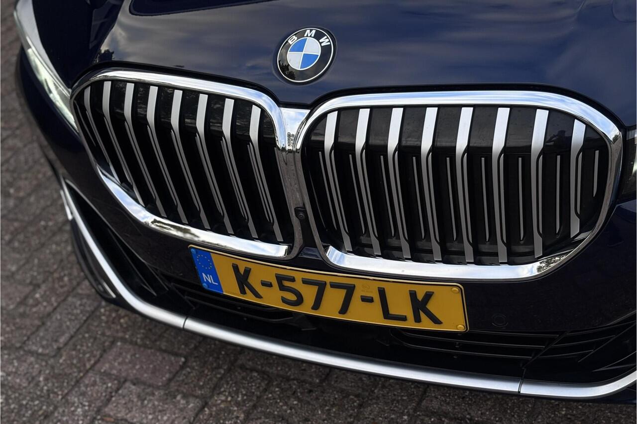 BMW 7-SERIE 745e High Executive | Schuif-Kanteldak | 4-WS | Comfortleder | Soft-Close | Head-Up | Alcantara hemel