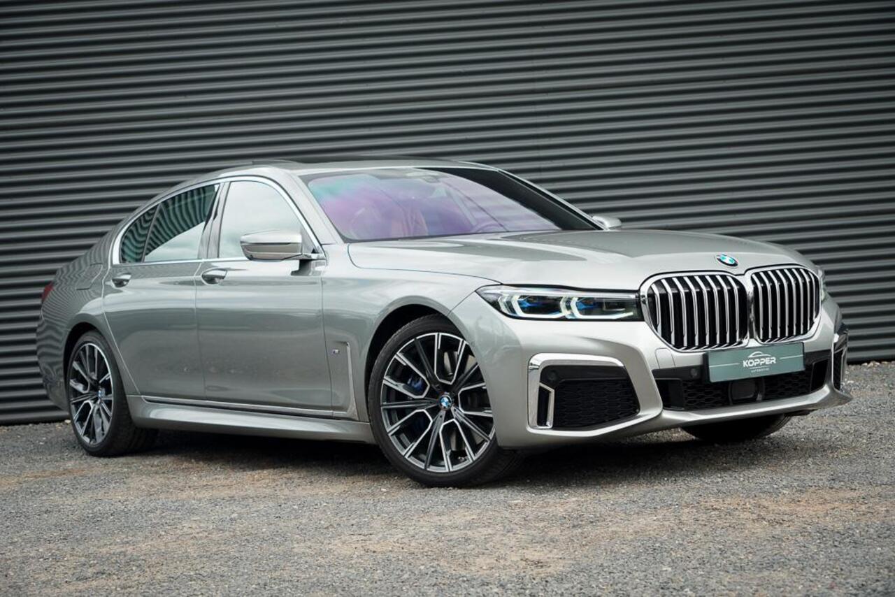 BMW 7-SERIE 745e High Executive / M-Sport / Schuifdak / NL Auto / Nieuwe Accu