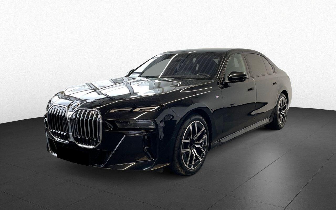 BMW 7-SERIE 740d xDrive M-Sport PanoSky ACC Head-Up SurroundView