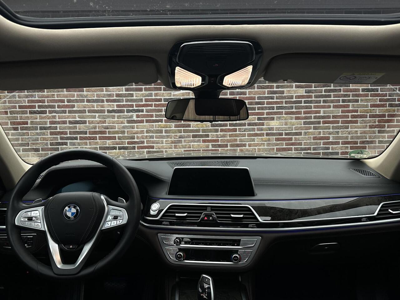 BMW 7-SERIE 745Le xDrive High Executive chauffeur pakket Lounge Panorama Dealer Garantie Massage