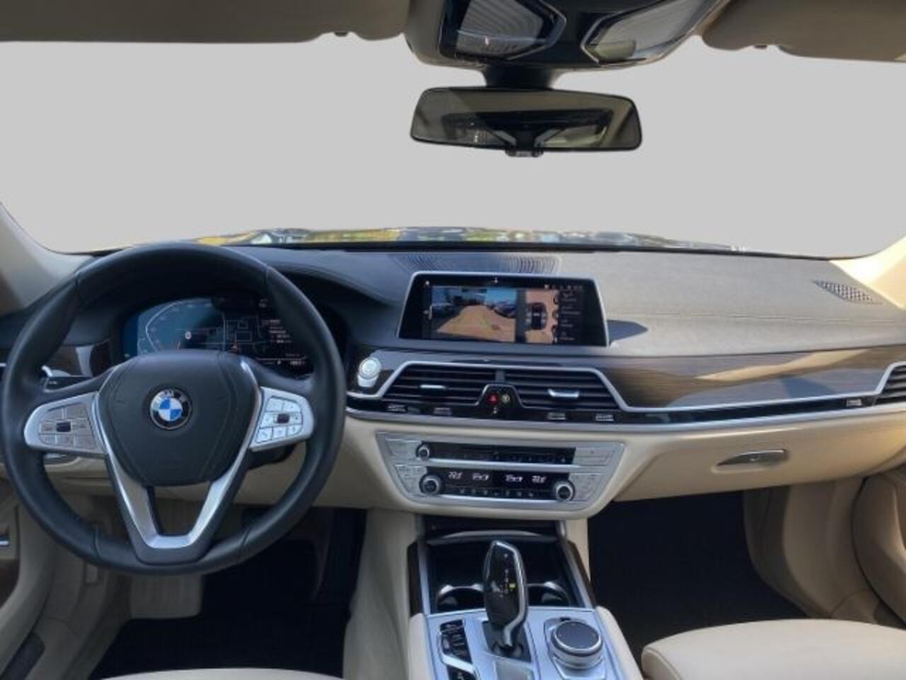 BMW 7-SERIE 730d 286 PK ACC Head-Up Trekhaak Massage Soft Close 20 Inch