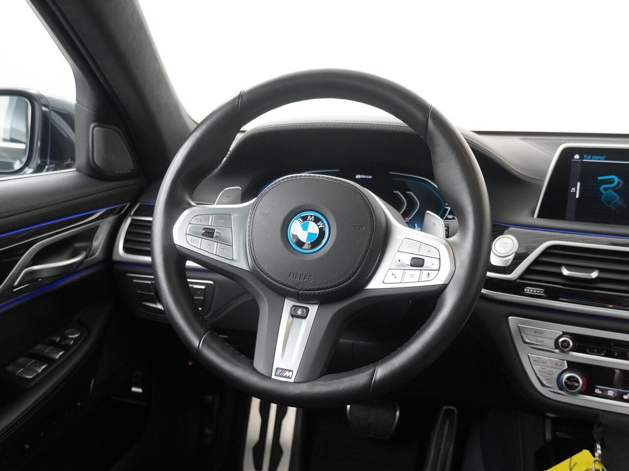 BMW 7-SERIE 745Le xDrive High Executive | M Sportpakket | Massage | 20inch |