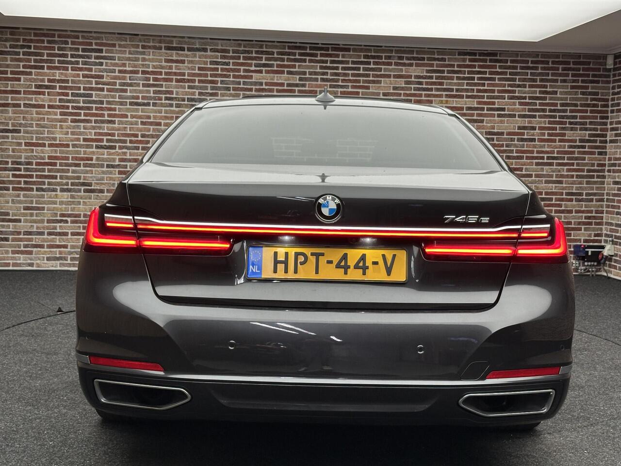 BMW 7-SERIE 745e Hybrid HEADUP MASSAGE H&K SFEER DAK VIRTUAL LEDER ACC CARPLAY