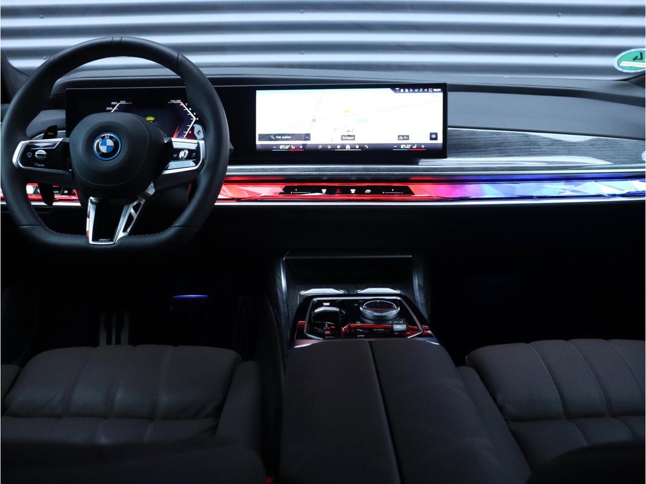 BMW 7-SERIE M760e xDrive | M Sportpakket Pro | Innovation Pack | Executive Drive Pro | Head-Up | Executive Lounge | Massage | Stoelventilatie | Driving Assistant Professional | Bowers & Wilkins | 21'' LMV