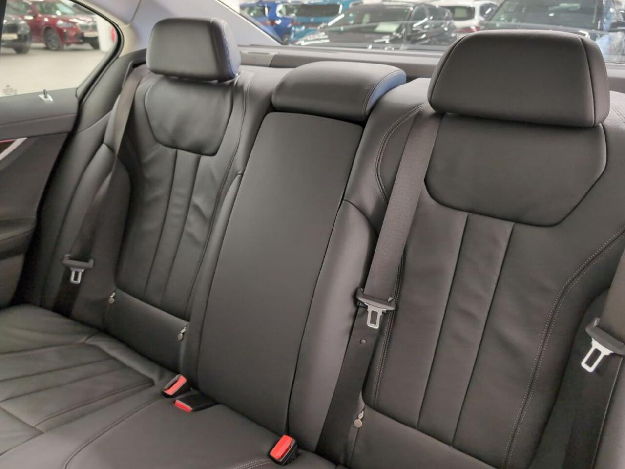 BMW 7-SERIE 730d xDrive 286 PK Head-Up Live Cockpit Soft Close