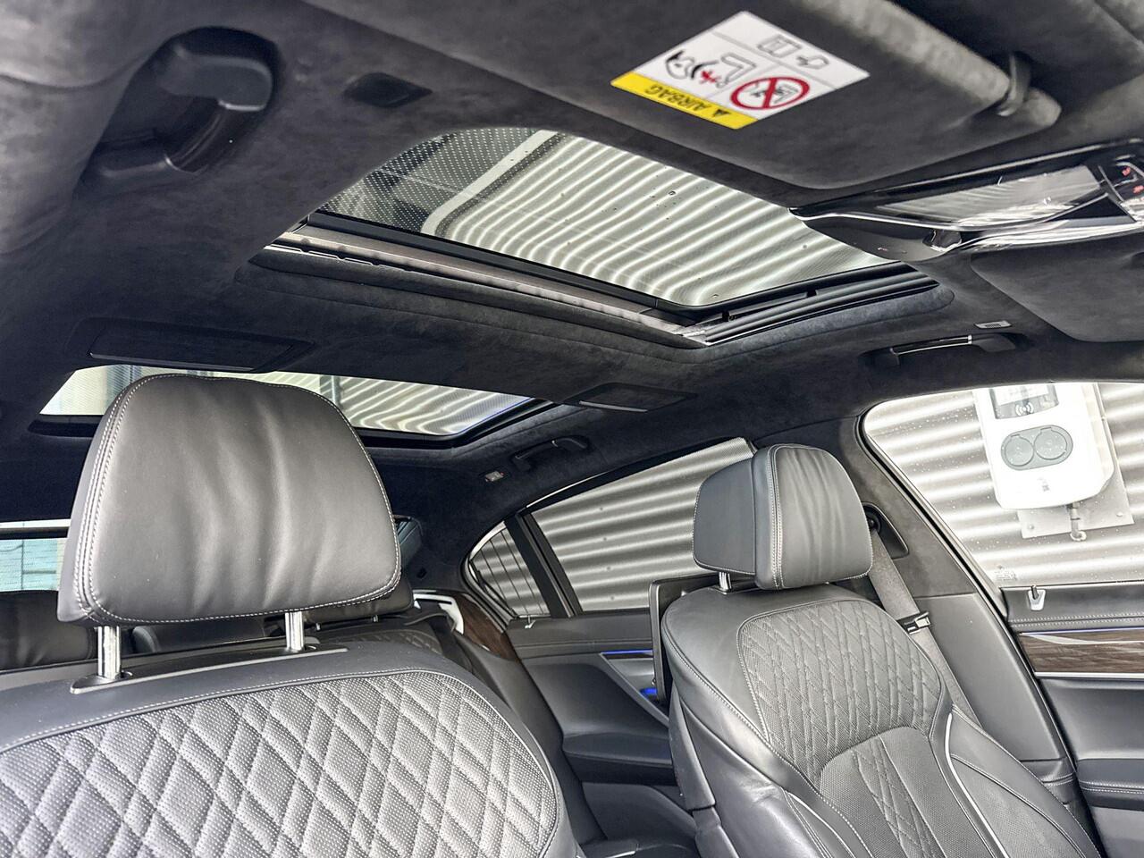 BMW 7-SERIE 745Le High Executive / CoPilot Pack / Active Steering / Executive Lounge Seating / Bowers & Wilkins / Entertainment systeem Professional