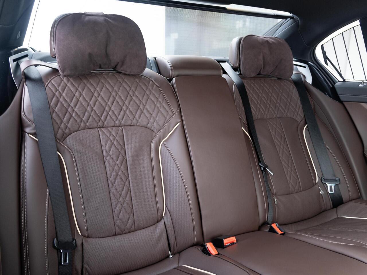 BMW 7-SERIE Sedan 745e | High Executive | M Sportpakket | Harman Kardon | Comfort Access | Soft Close | Schuif-/kanteldak | Stoelventilatie | Head-Up Display