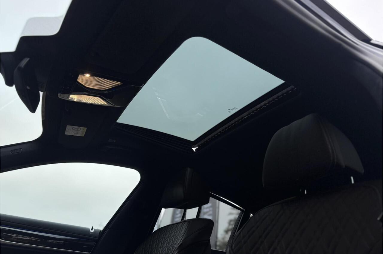 BMW 7-SERIE 745e High Executive | Schuif-Kanteldak | 4-WS | Comfortleder | Soft-Close | Head-Up | Alcantara hemel