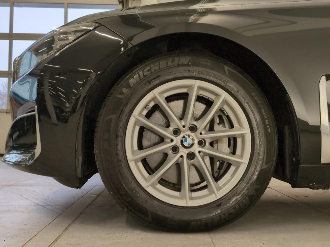 BMW 7-SERIE 730d xDrive 286 PK Head-Up Live Cockpit Soft Close