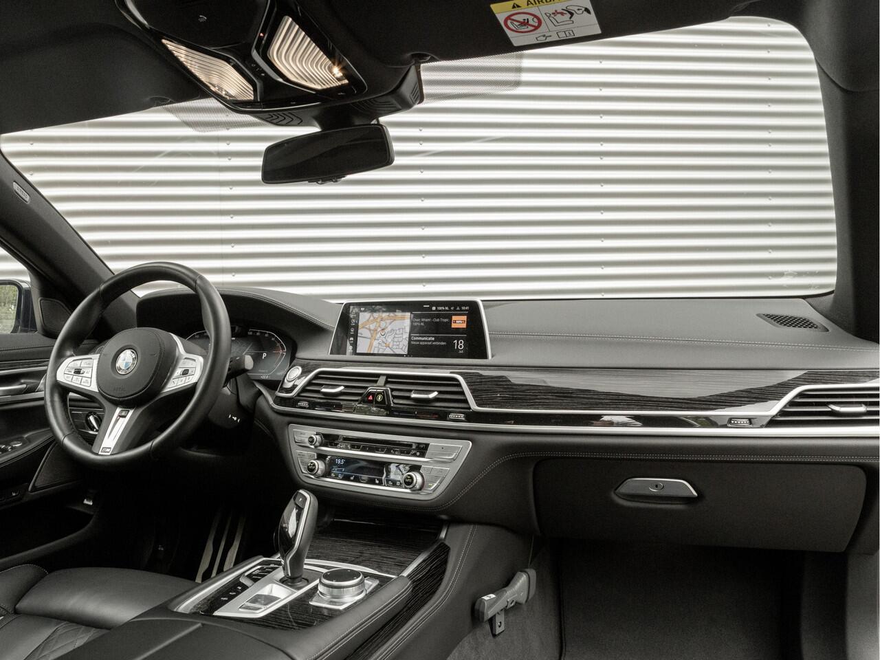 BMW 7-SERIE 740d xDrive M-Sport - Dak - Active Steering - Standkachel - Massagezetels