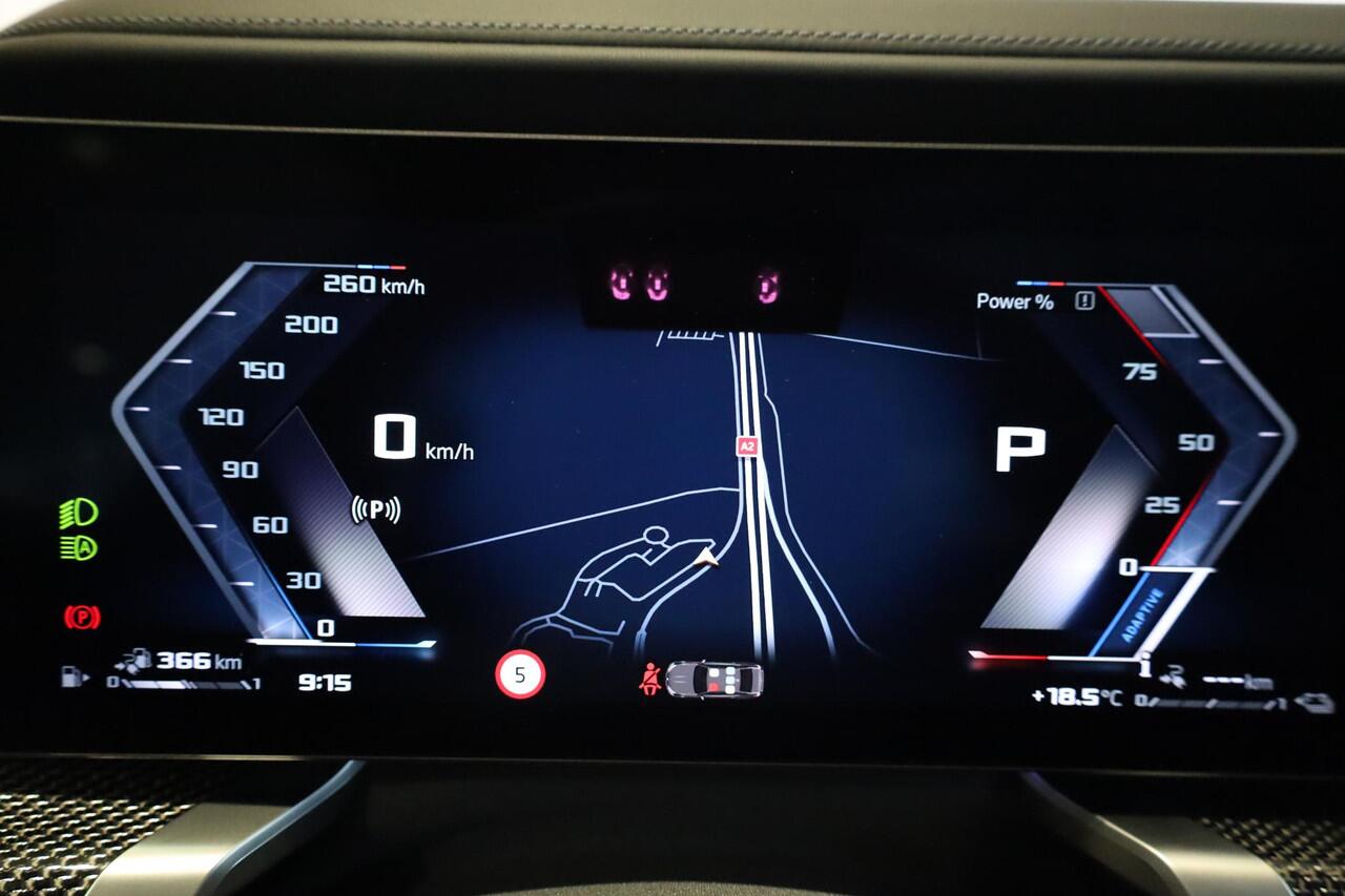 BMW 7-SERIE M760e xDrive | Active Steering | Elektrisch openen en sluiten portieren | panoramadak Sky Lounge | Stoelventilatie | Adaptieve Cruise Controle | Rondomzicht Camera |