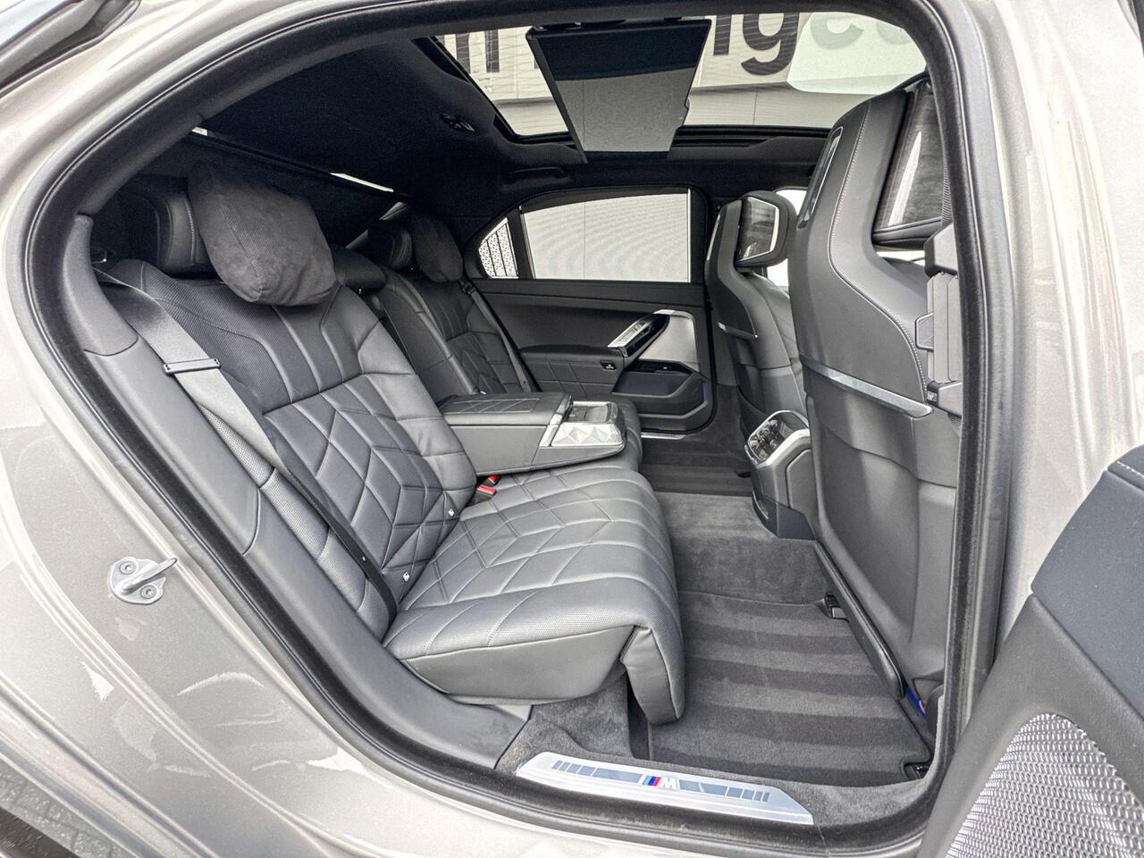 BMW 7-SERIE M760e xDrive Executive Pack | M Sport | Exclusive Lounge