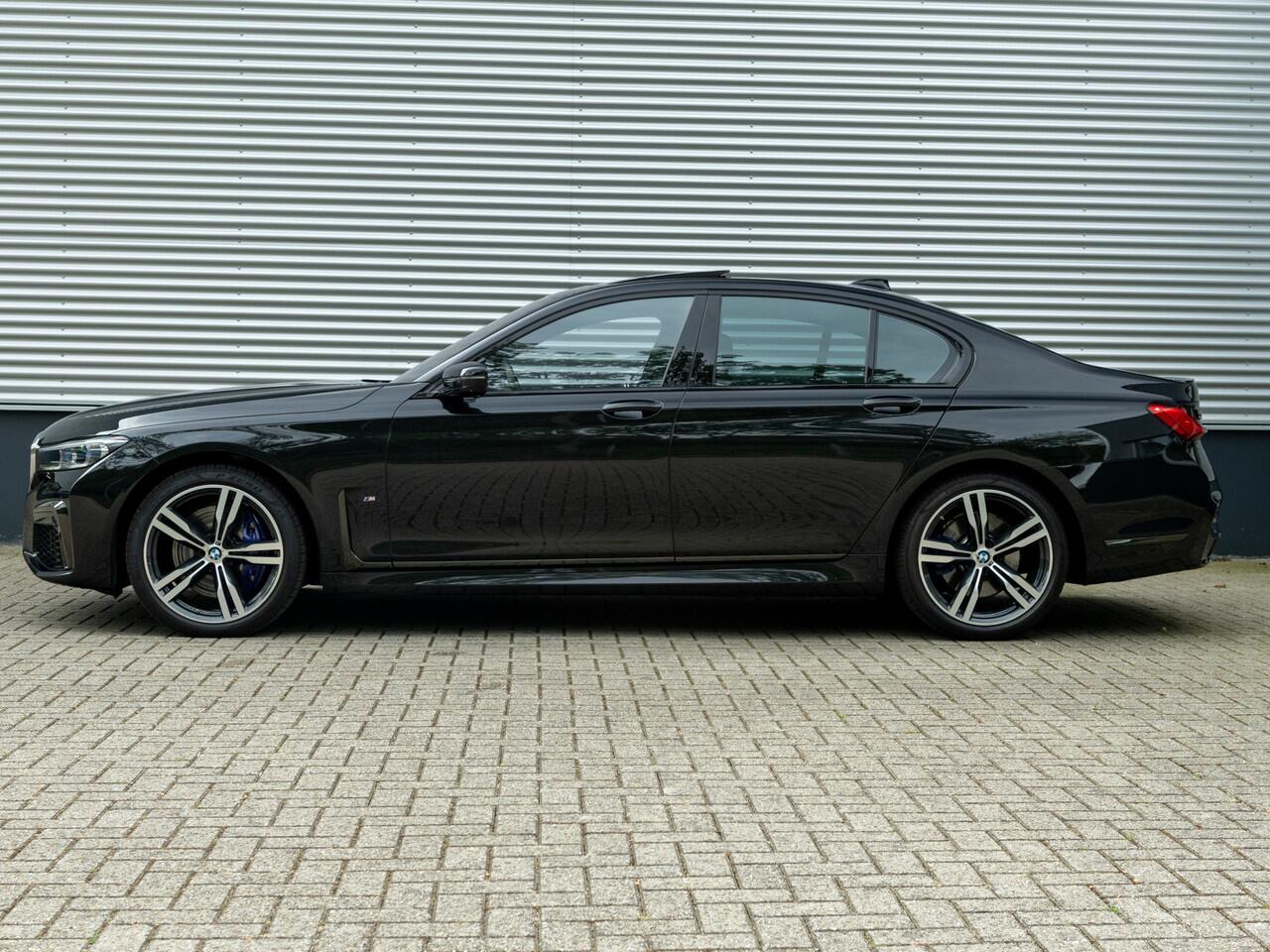 BMW 7-SERIE 740d xDrive M-Sport - Dak - Active Steering - Standkachel - Massagezetels