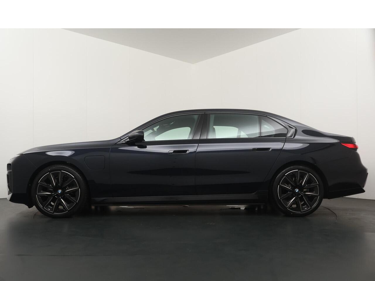 BMW 7-SERIE 750e xDrive | M Sportpakket Pro | BMW Individual Interior | Innovation Pack | Executive Pack | Connosseur Pack