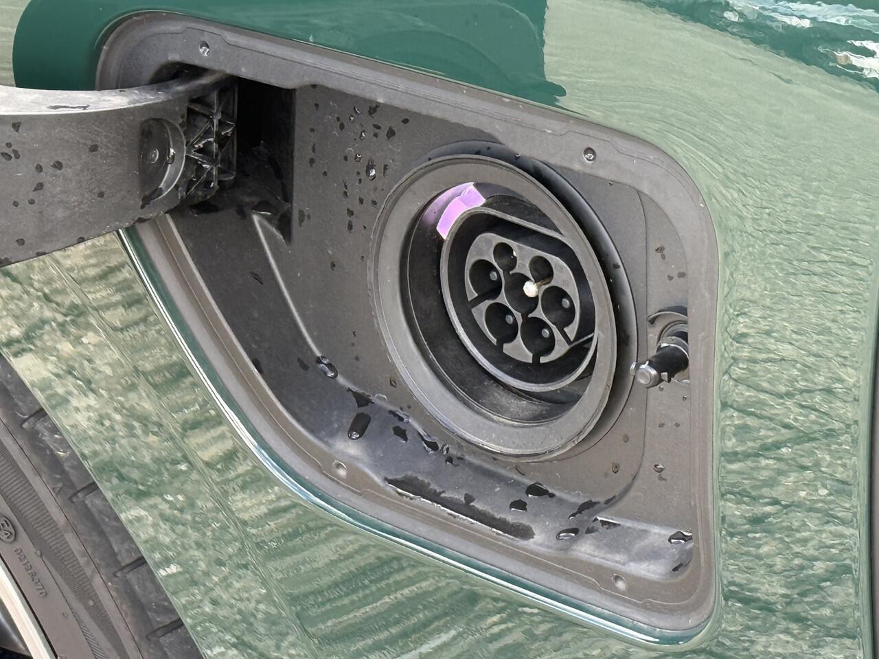 BMW 7-SERIE 750e xDrive | British Racing Green | 21'' | CoPilot | Bowers & Wilkins | Iconic Glow Cristal | 4x Stoelverw. | Active Steering