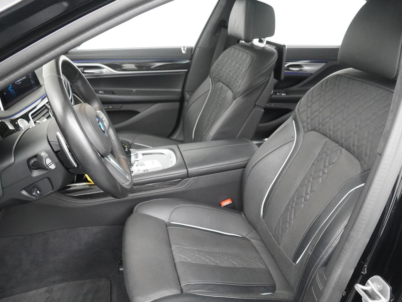 BMW 7-SERIE 745Le xDrive High Executive | M Sportpakket | Massage | 20inch |