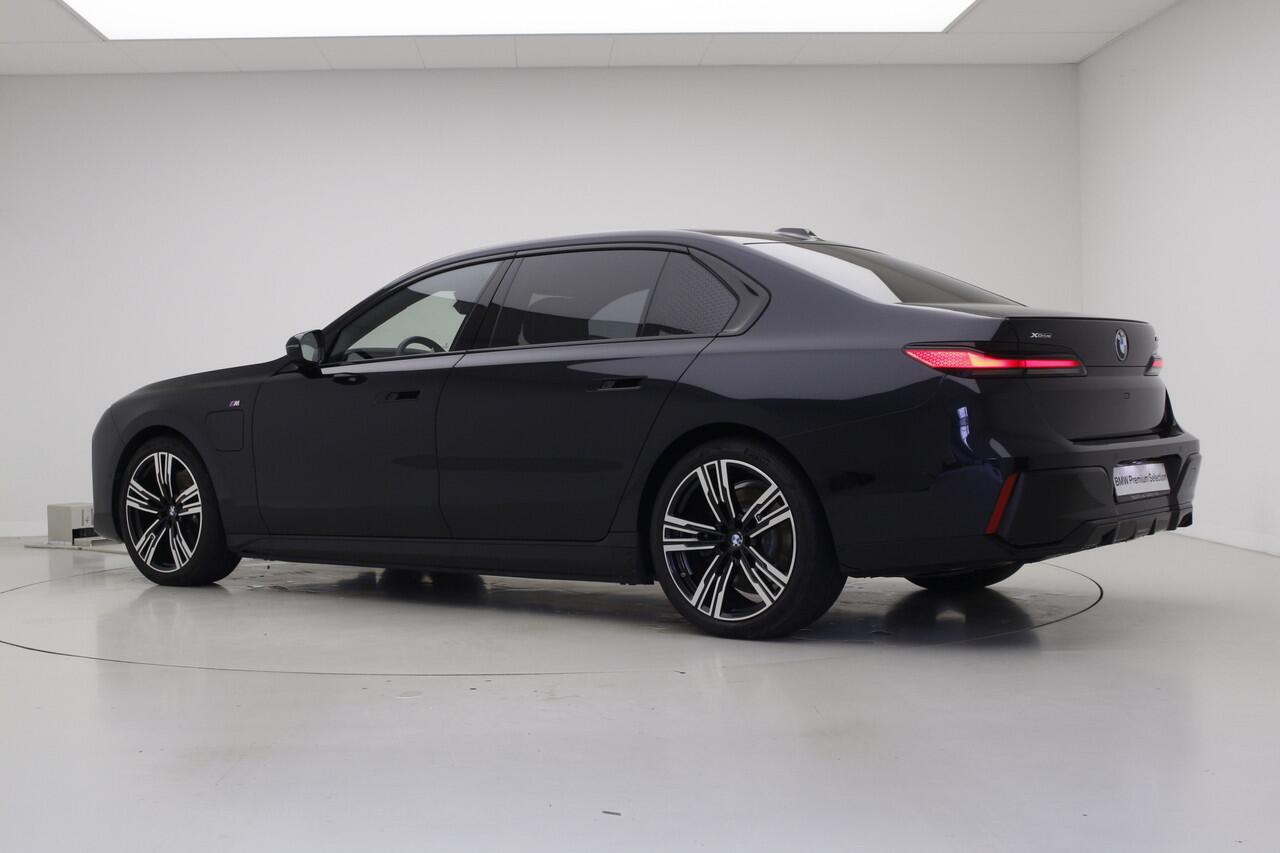 BMW 7-SERIE 750e xDrive M-Sport | Executive Drive Pro | Elektrisch openen en sluiten portieren | Skylounge | Bowers & Wilkins | Individual Interieur Gran Lusso | Nu voor 119.895,-