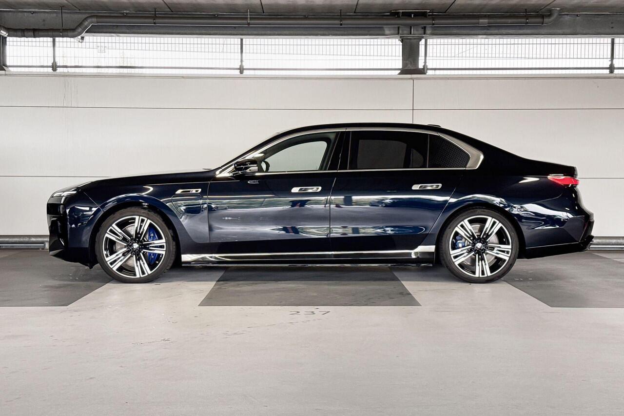 BMW 7-SERIE M760e xDrive