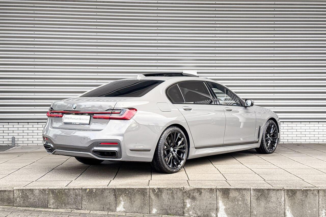 BMW 7-SERIE 745Le High Executive / CoPilot Pack / Active Steering / Executive Lounge Seating / Bowers & Wilkins / Entertainment systeem Professional