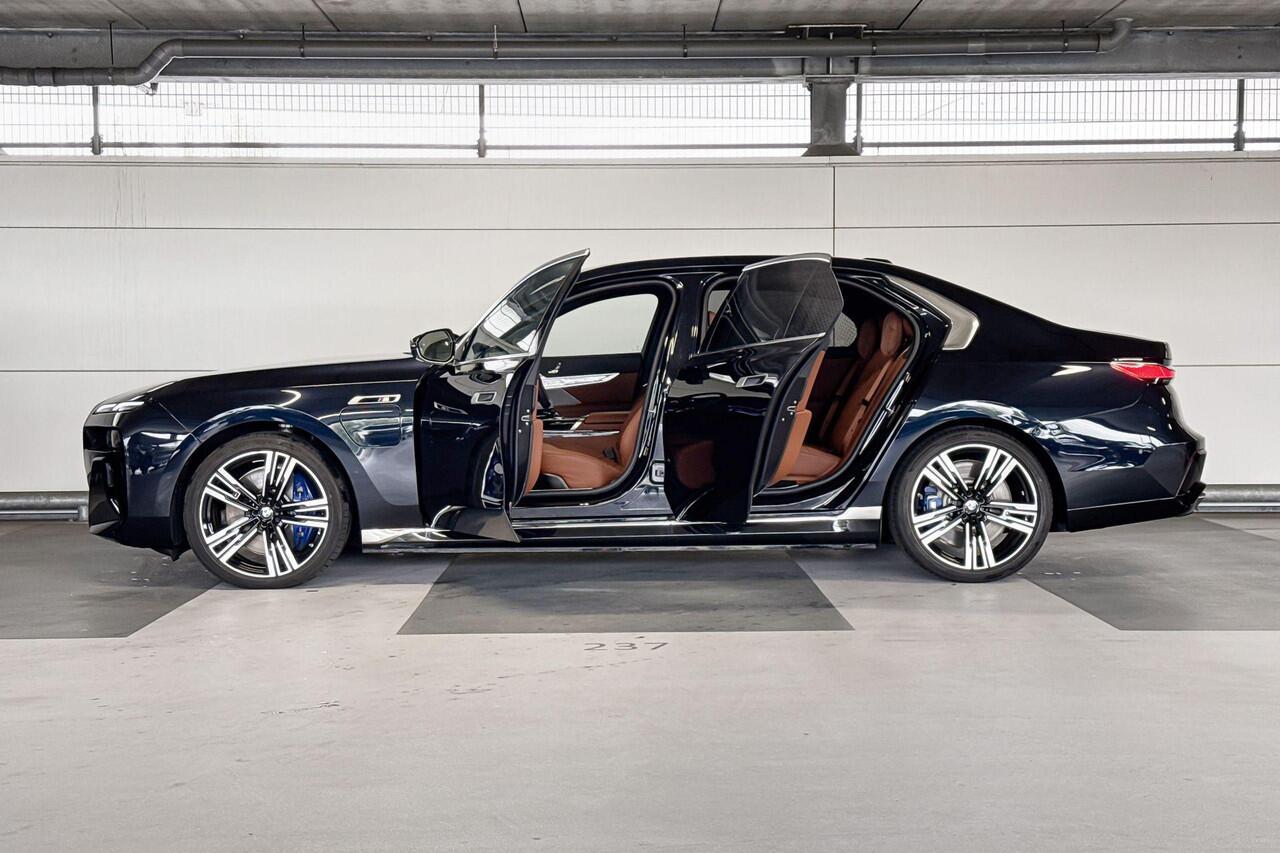 BMW 7-SERIE M760e xDrive