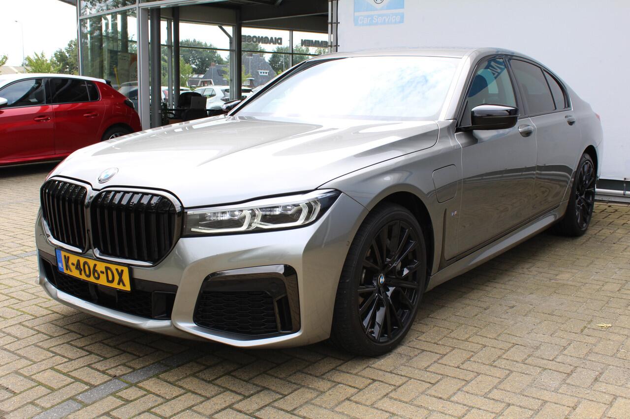 BMW 7-SERIE 745e High Executive M-sport | Incl. 12 maanden Garantie | Carbon core | Head-up Display | Stoelverwarming & ventilatie | Elektrisch verstelbare stoelen met memory | Adaptive cruise | Achteruitrijcamera | Harman/Kardon Audiosysteem | Keyless GO | Luchtveri