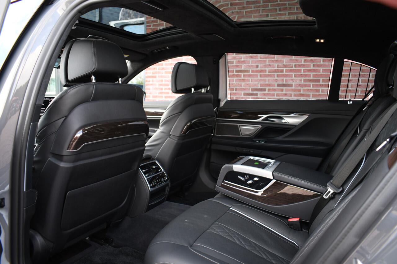 BMW 7-SERIE M760Li xDrive 6.6 V12 | Bernina-grau | NL-auto | NP 262K | LCI