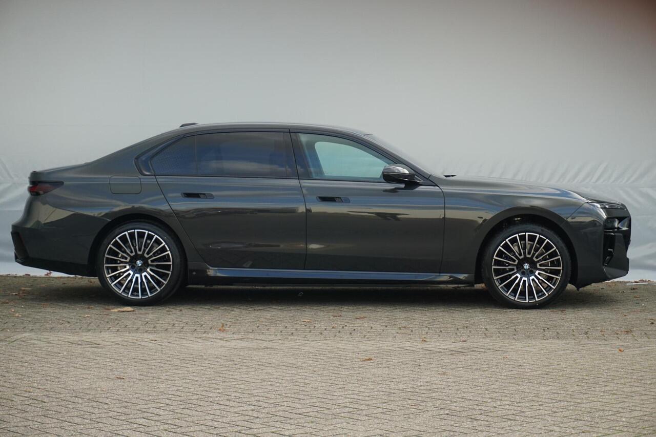 BMW 7-SERIE 750e xDrive Executive Drive Pro | M Sportpakket Pro | Sky Lounge | Connoisseur Pack | Bowers & Wilkins