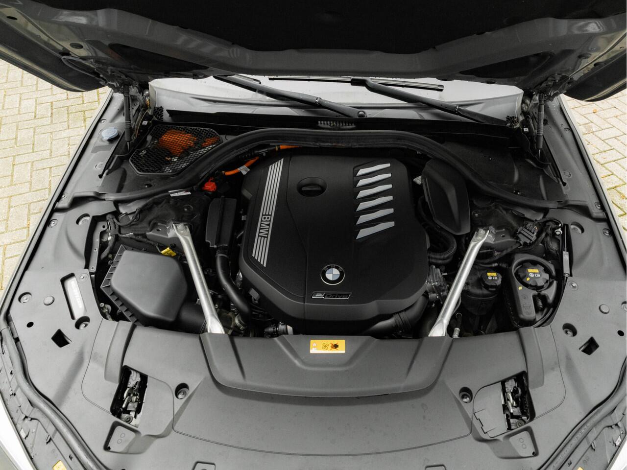 BMW 7-SERIE 745e M-Sport - Dak - Nappa - Driving Ass Prof - Lasers - Soft Close