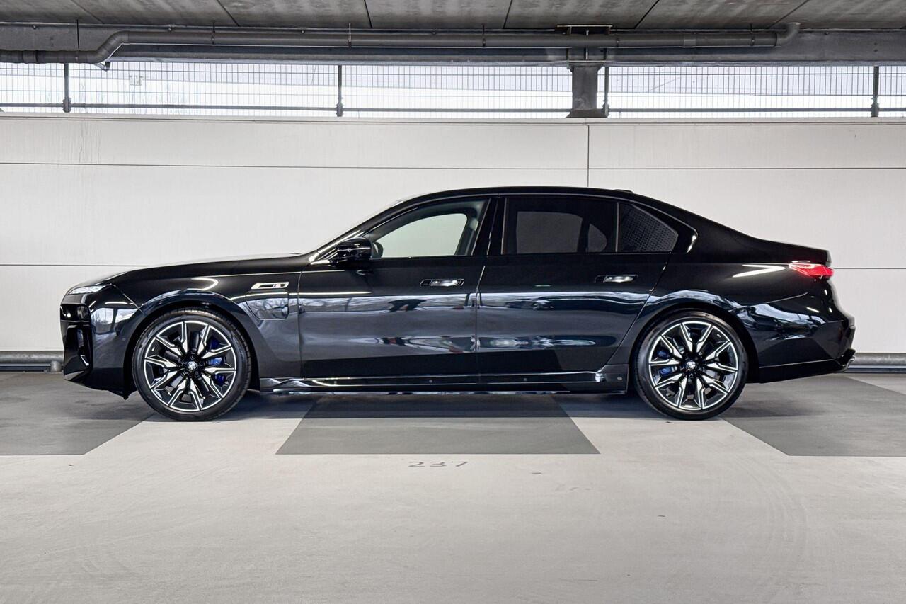 BMW 7-SERIE M760e xDrive
