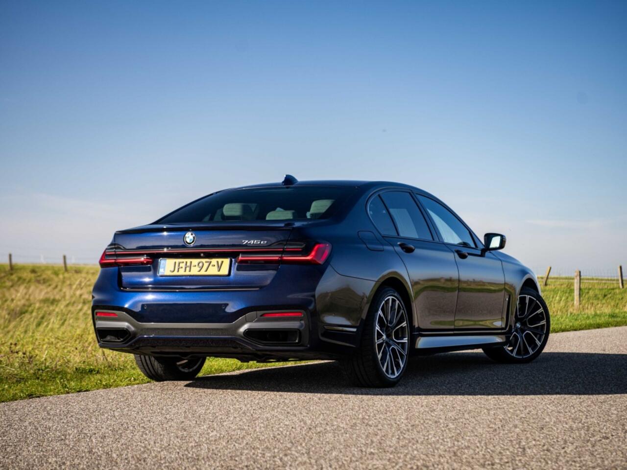 BMW 7-SERIE 745e Executive M-Sport Schuifdak ACC