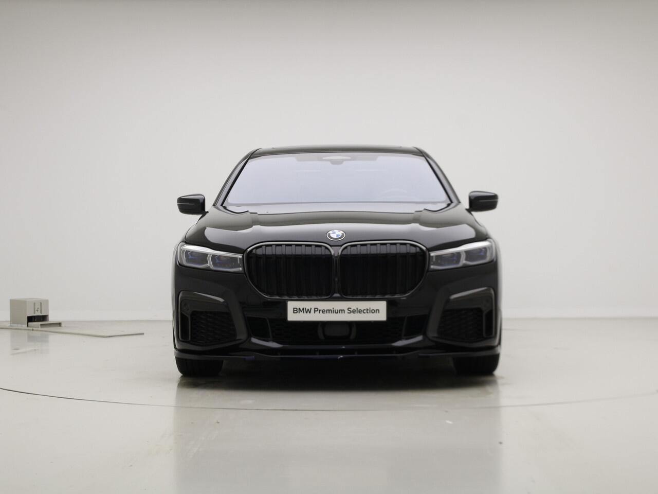 BMW 7-SERIE 745e High Exec.| M-Sport | Schuifdak | 360 Camera | Soft Close | Active Steering | Stoelventilatie | Comfort Stoelen V+A | 4-zone Airco | CoPilot