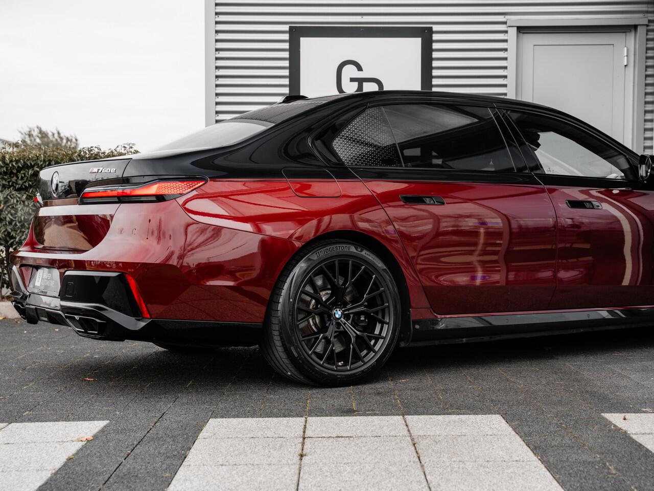 BMW 7-SERIE M760e xDrive | Rear Seat Entertainment l FULL PPF | Sky Lounge | Two tone | Bowers & Wilkins