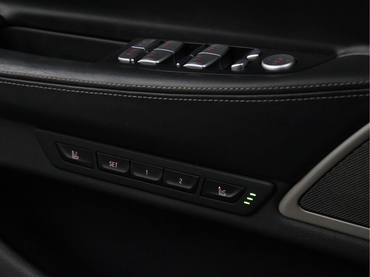 BMW 7-SERIE 745e High Executive M Sport [SCHUIFKANTELDAK, HARMAN/KARDON, APPLE CARPLAY, ANDROID, ELEKTRISCH VERSTELBARE STOELEN V+A, STOELMASSAGE V+A, LUCHTVERING, 360 CAMERA, HEAD-UP, STUURVERWARMING, STOELVERWARMING, NIEUWSTAAT]