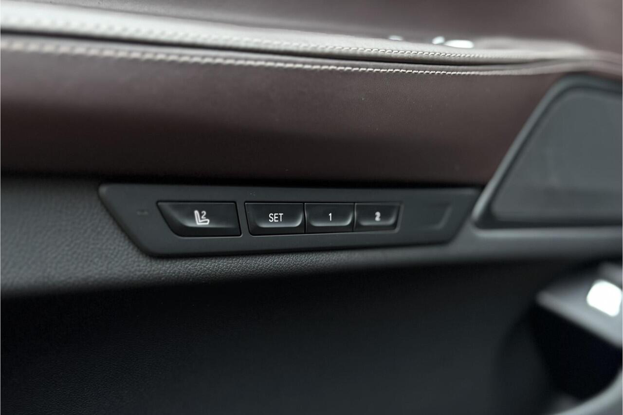 BMW 7-SERIE 745e High Executive | Schuif-Kanteldak | 4-WS | Comfortleder | Soft-Close | Head-Up | Alcantara hemel