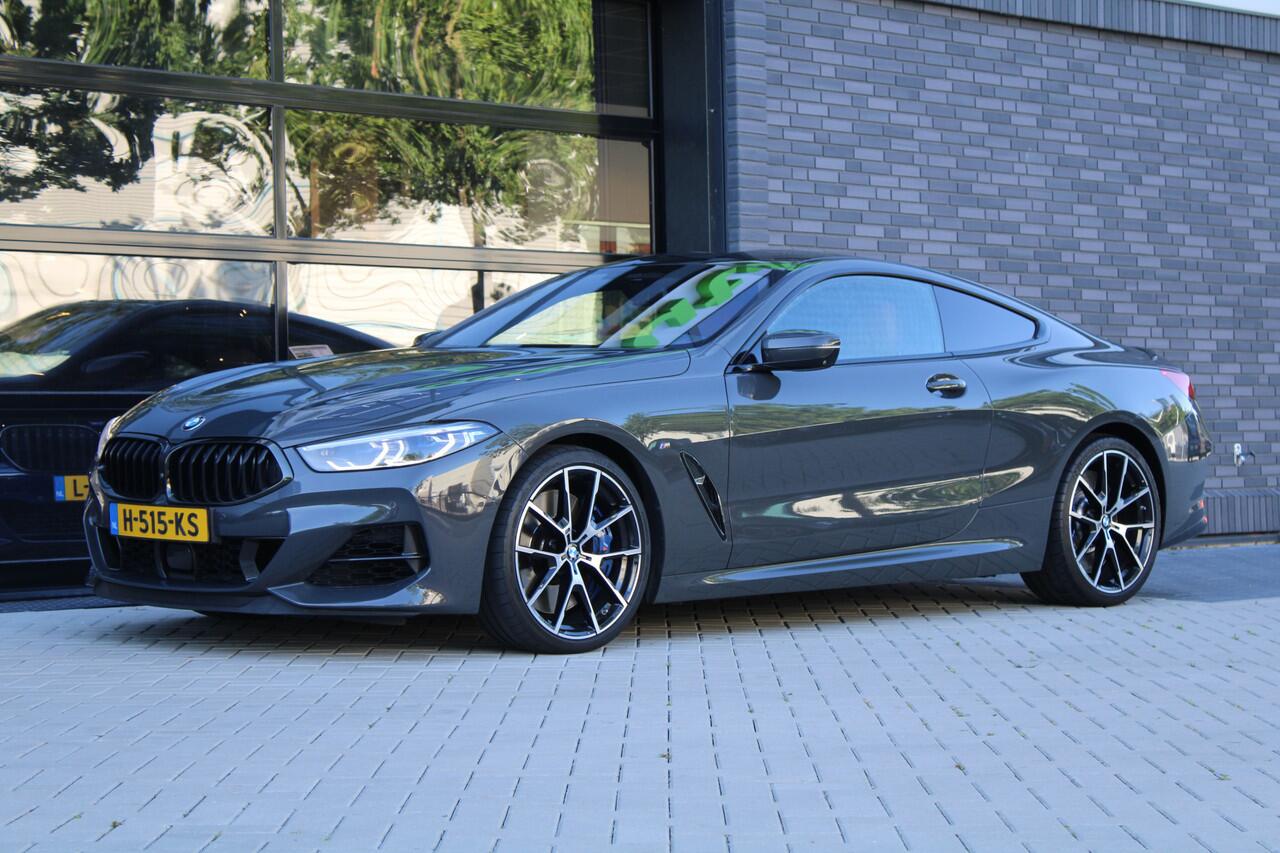 BMW 8-SERIE M850i xDrive High Executive | NAP | BTW | B&W | 4WIELSTURING | CARBON | SOFT-CLOSE | HUD | 360 | KEYLESS |