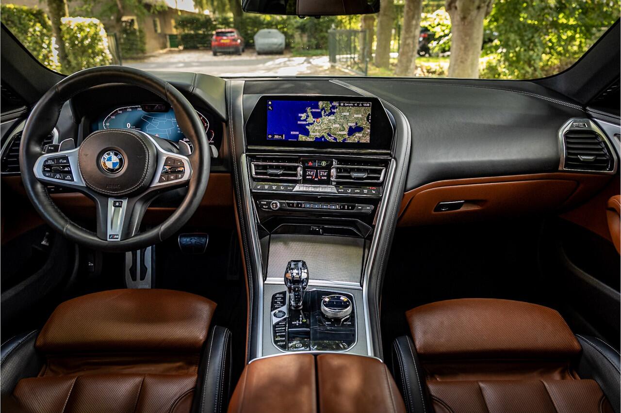 BMW 8-SERIE Gran Coupé 840i xDrive M Sport Frozen Grey Individual Achterasbesturing Soft Close Laser Panorama