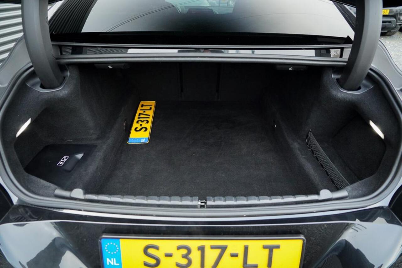 BMW 8-SERIE Gran Coupé M850i xDrive High Executive / Drive Assist / 360 Camera / Stoelverwarming&koeling