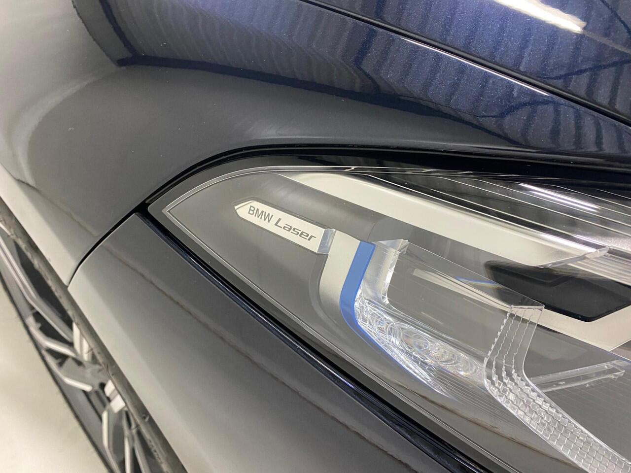 BMW 8-SERIE M850i xDrive M Sport Laser 360° Camera Softclose Achterasbesturing Harman Kardon Sound