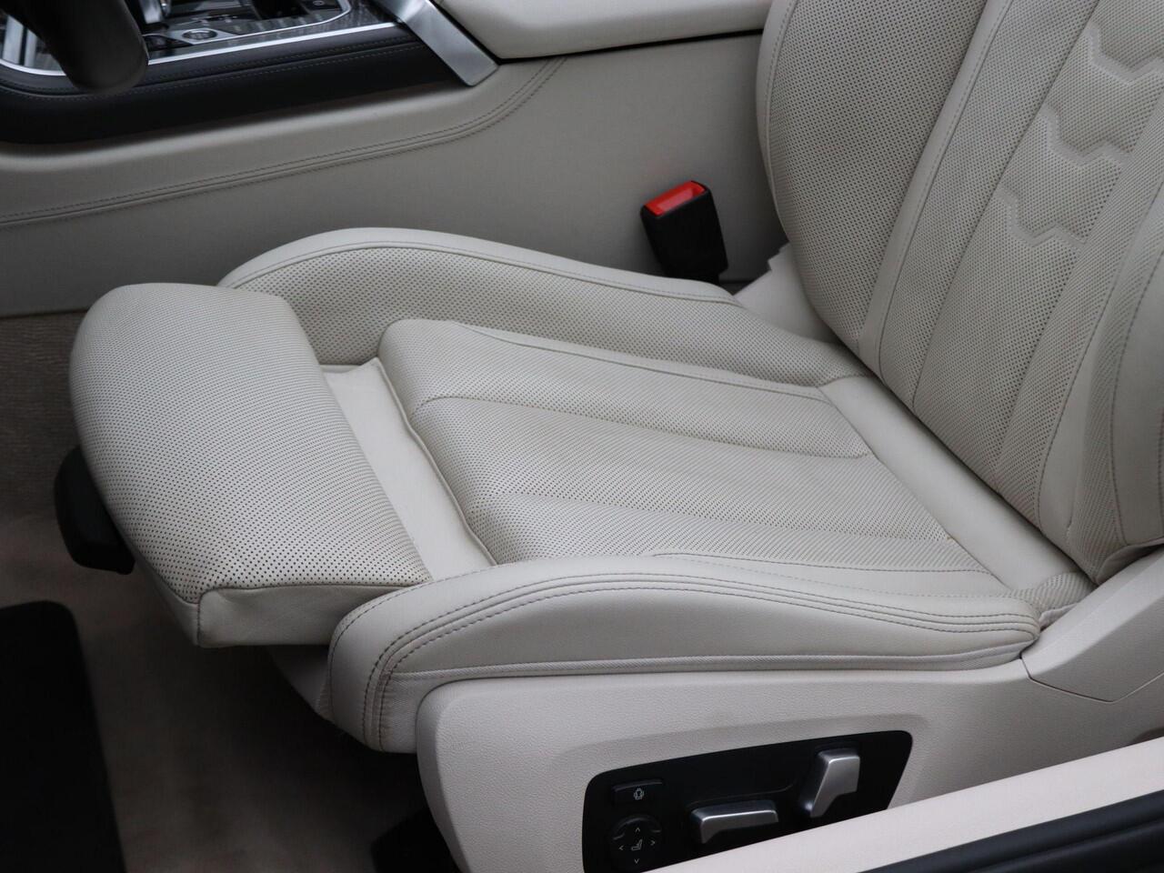 BMW 8-SERIE M850i xDrive High Executive | BMW Personal CoPilot Pack | Active Steering | Adaptief M Onderstel Professional | Driving Assistant Professional | Bowers & Wilkins | 20''