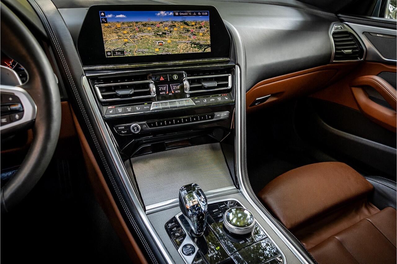 BMW 8-SERIE Gran Coupé 840i xDrive M Sport Frozen Grey Individual Achterasbesturing Soft Close Laser Panorama