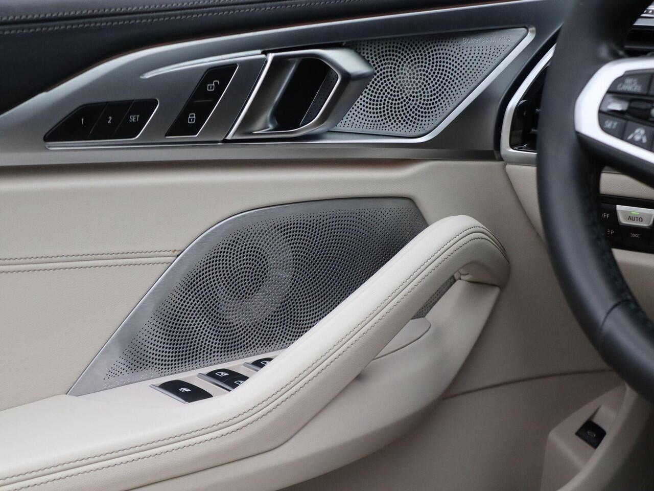 BMW 8-SERIE M850i xDrive High Executive | BMW Personal CoPilot Pack | Active Steering | Adaptief M Onderstel Professional | Driving Assistant Professional | Bowers & Wilkins | 20''