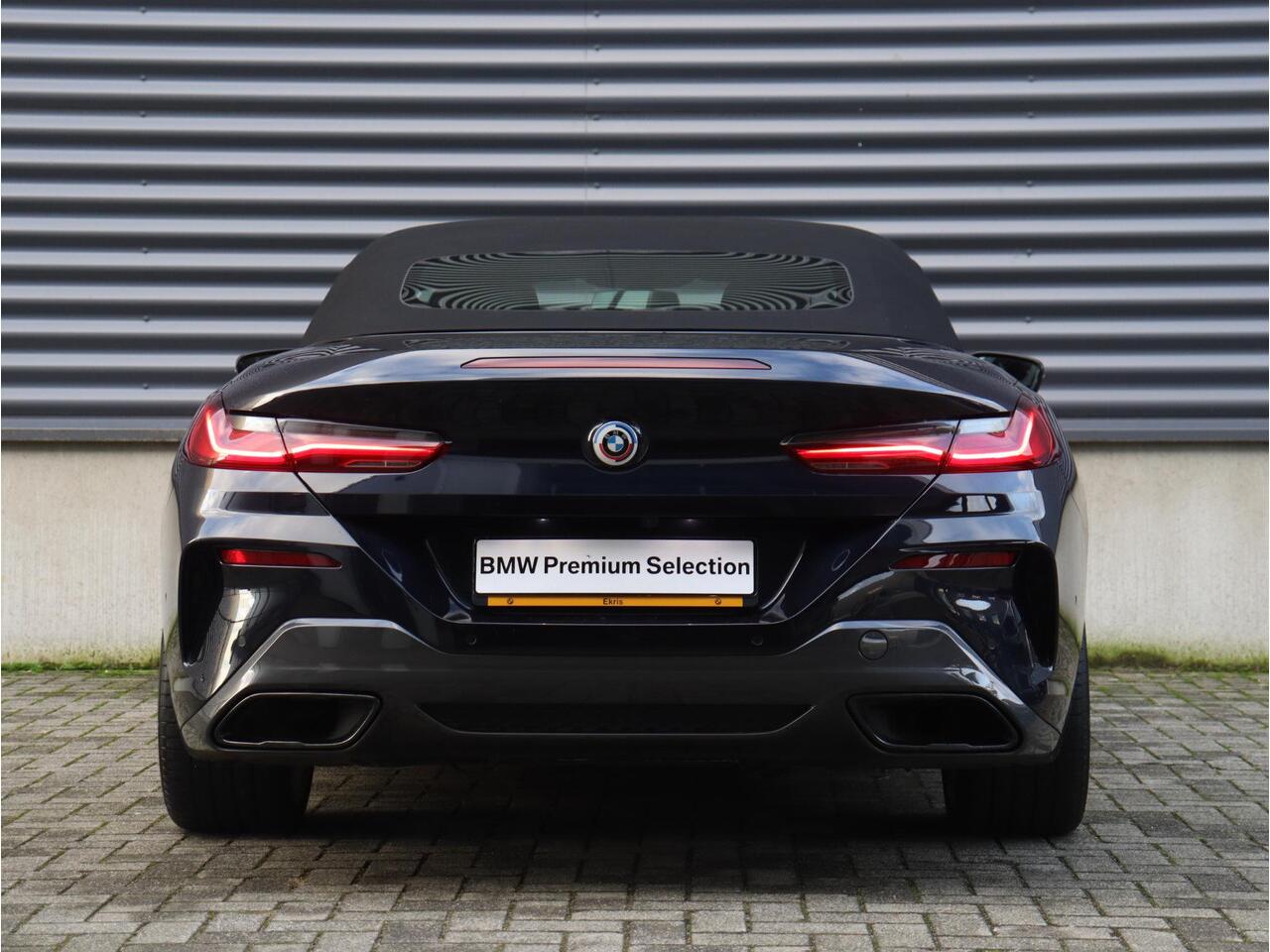 BMW 8-SERIE Cabrio 840i | High Executive | M Sportpakket Pro | Driving Assistant Prof. | Soft Close | Stoelventilatie | Bowers & Wilkins | Parking Assistant Plus | 20'' LMV