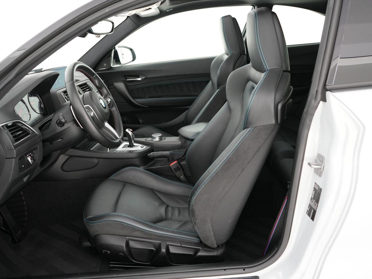 BMW M2 Competition 411pk DCT Coupé |Track pack|M-performance carbon|schuif/kantel|20" Wheelforce||Harman&Kardon|Apple Carplay|stoelverwarming|