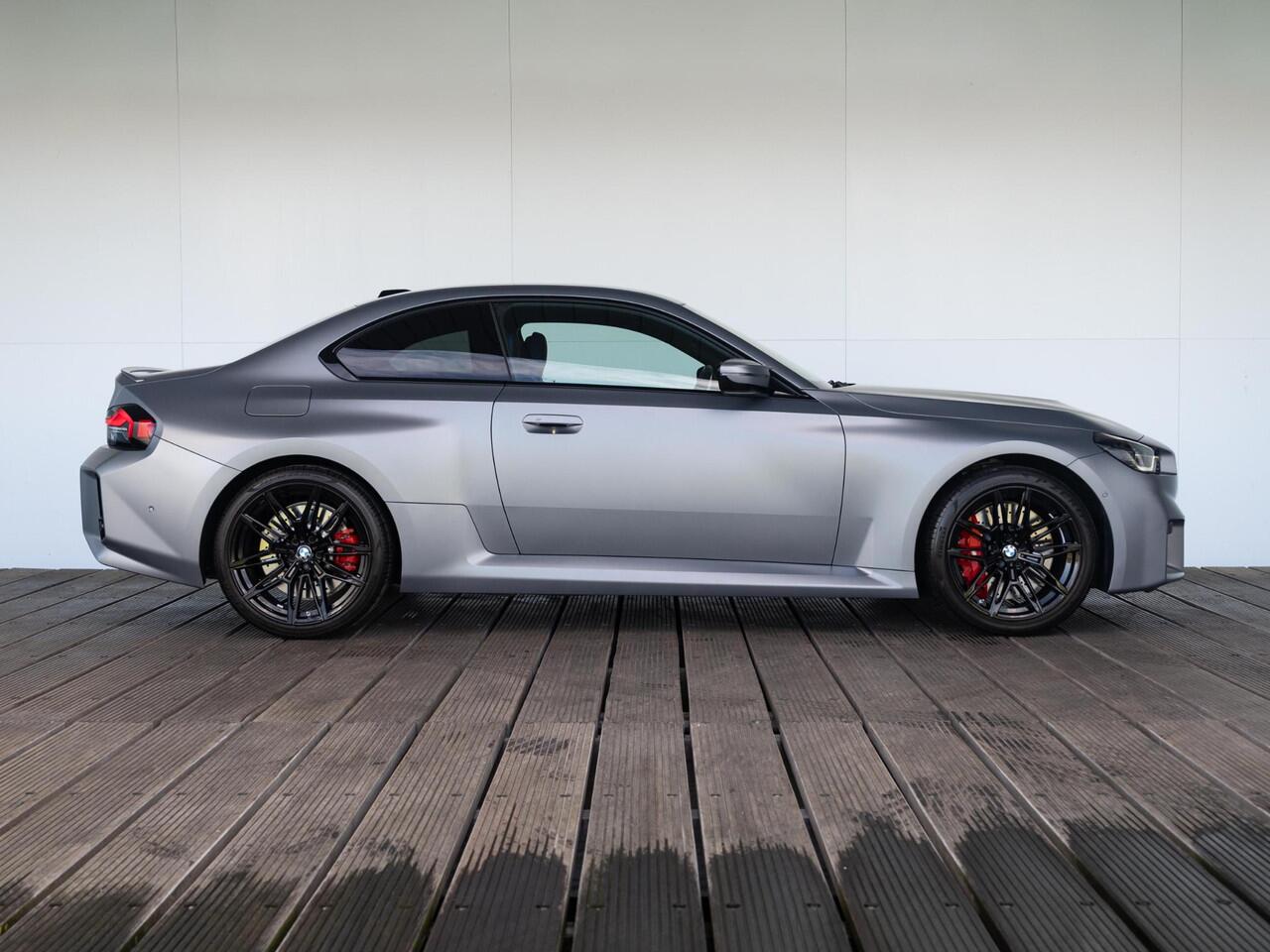 BMW M2 Coupé | M Drive Professional | Harman Kardon | Verwarmd Stuurwiel | Comfort Access | Achteruitrijcamera | Carbon Dak | Stoelverwarming